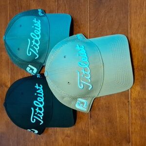 3 Fitted Pro V1 Titleist Golf Hats Sm/Med